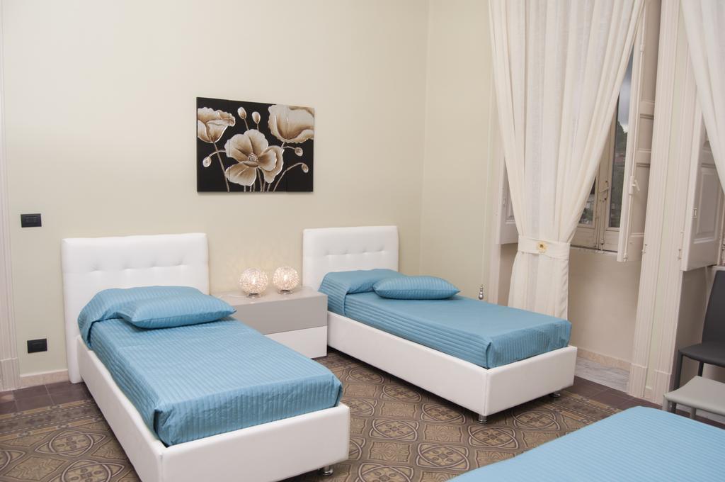 B&B Villa Roma Πιάτσα Αρμερίνα Εξωτερικό φωτογραφία
