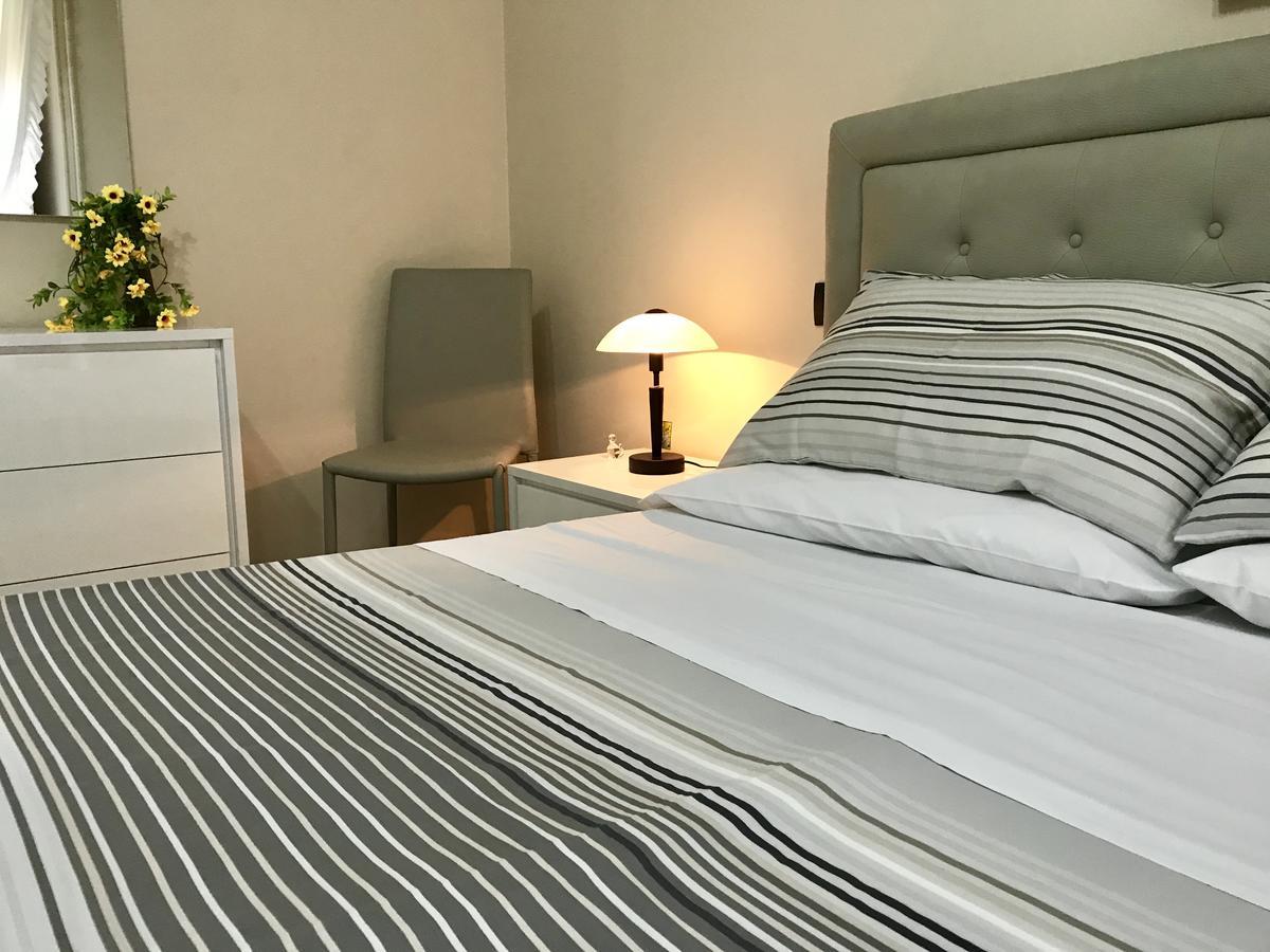B&B Villa Roma Πιάτσα Αρμερίνα Εξωτερικό φωτογραφία
